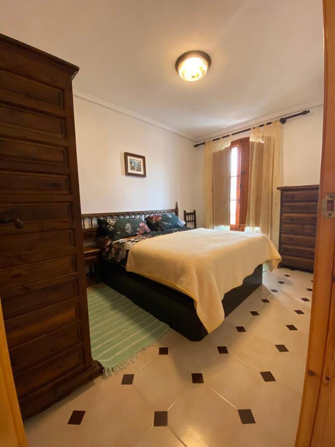Orihuela Costa 2-Bedroom 1-Bath Renovated Vacation Rental On La Zenia Beach Exterior photo