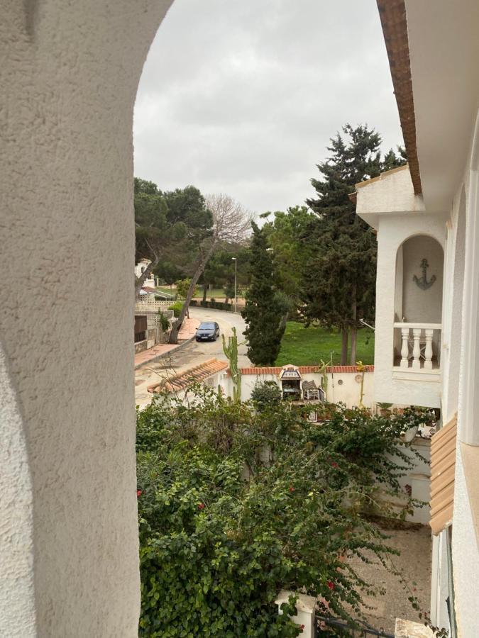 Orihuela Costa 2-Bedroom 1-Bath Renovated Vacation Rental On La Zenia Beach Exterior photo