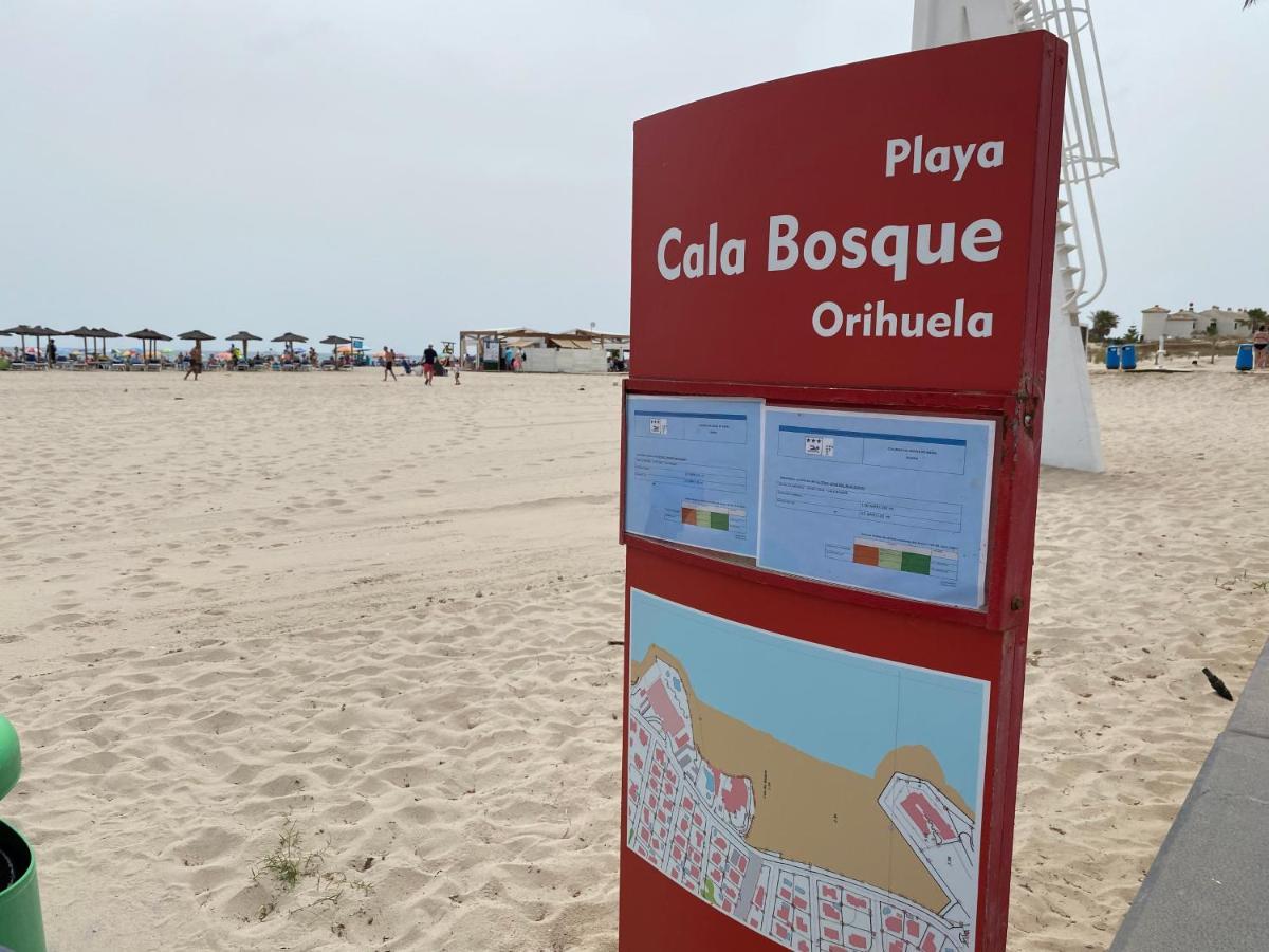 Orihuela Costa 2-Bedroom 1-Bath Renovated Vacation Rental On La Zenia Beach Exterior photo